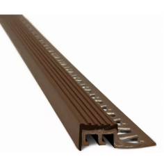 Nariz Escalon 20mm PVC Marron